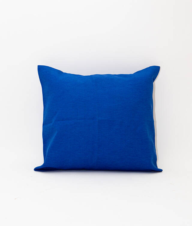 renta blue cushion para decoracion en boda o evento punta de mira wedding