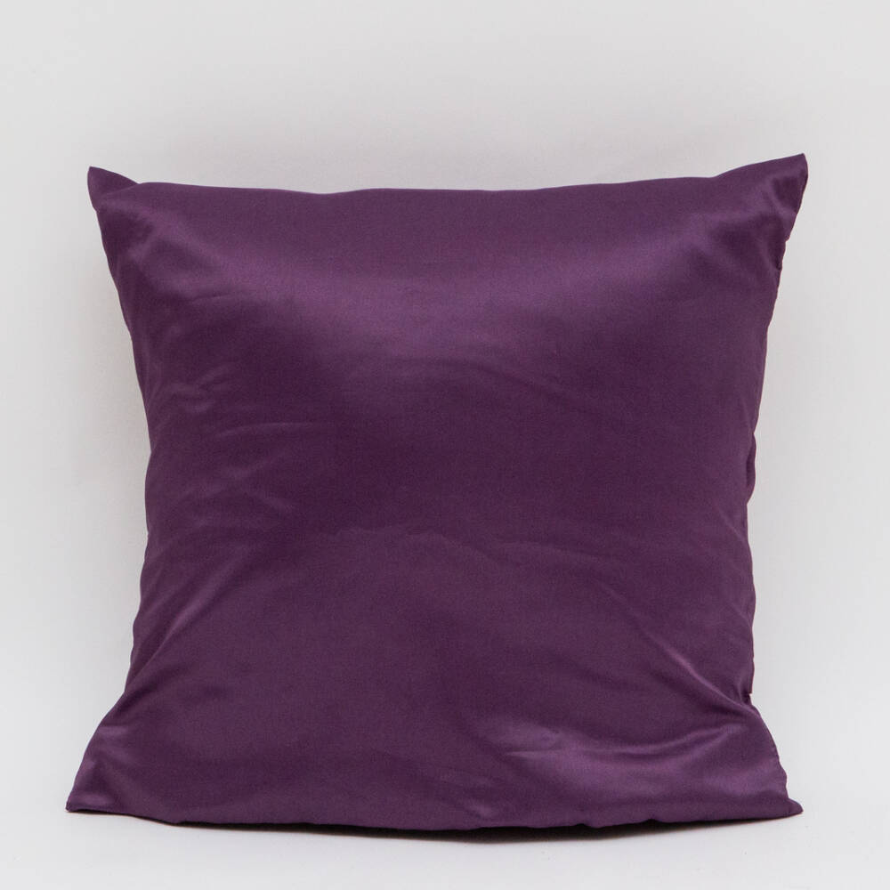 renta purple cushion para decoracion en boda o evento punta de mita event