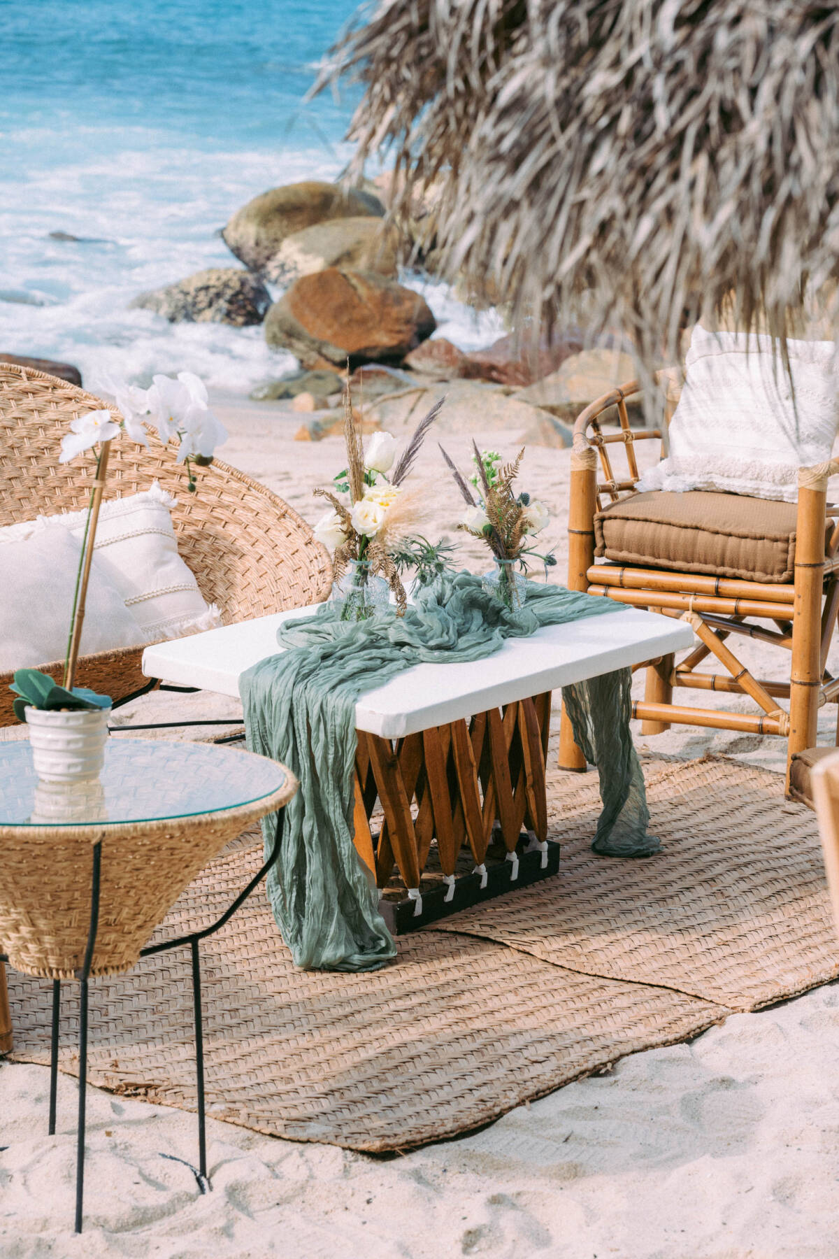 renta acapulco palm table para decoracion en boda o evento sayulita wedding