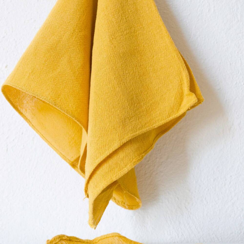 renta blanket mustard napkin para decoracion en boda o evento sayulita wedding