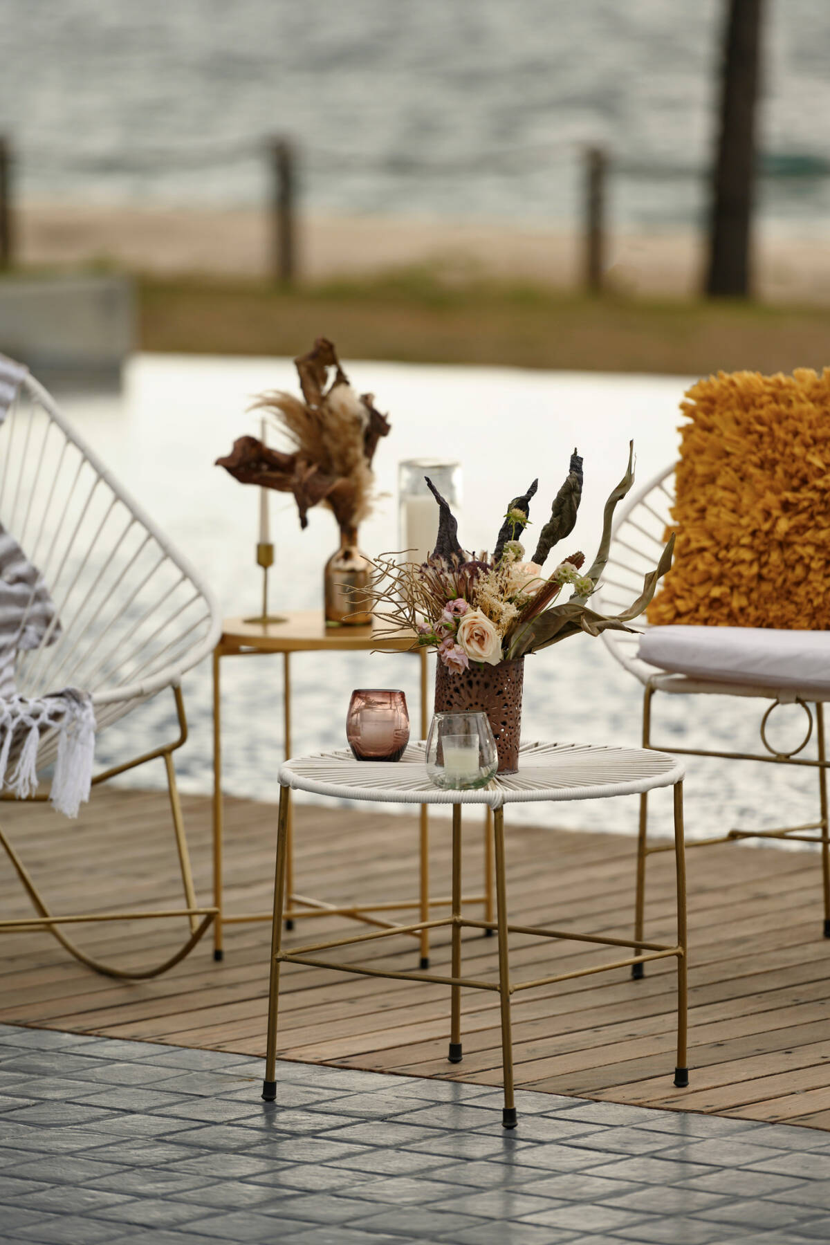 renta acapulco white table para decoracion en boda o evento beach wedding